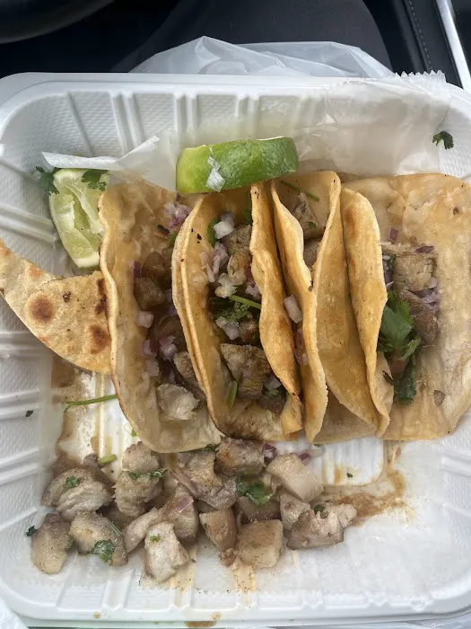 Tacos Es Vida / Tacos is life Picture 1
