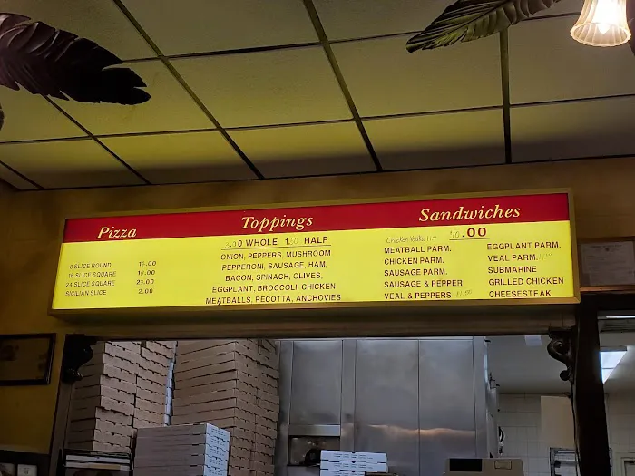 Pasquale's Pizzeria (LITTLE FALLS) Picture 1