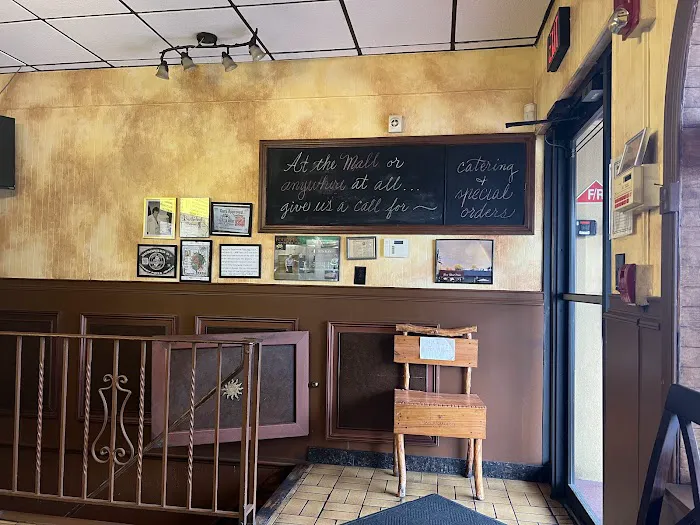 Pasquale's Pizzeria (LITTLE FALLS) Picture 8