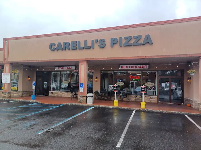 Carelli's Pizza (Little Falls) Picture 2