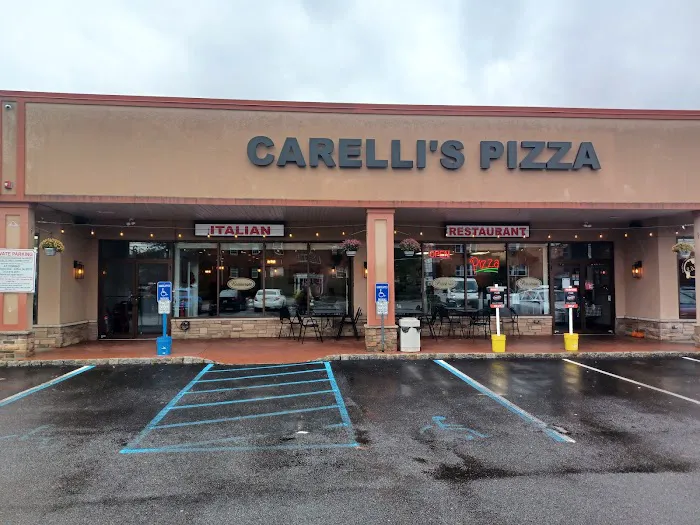 Carelli's Pizza (Little Falls) Picture 5