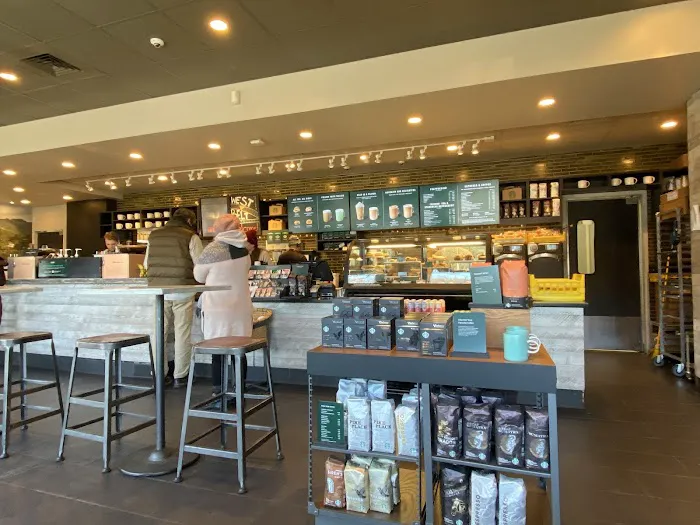 Starbucks Picture 4