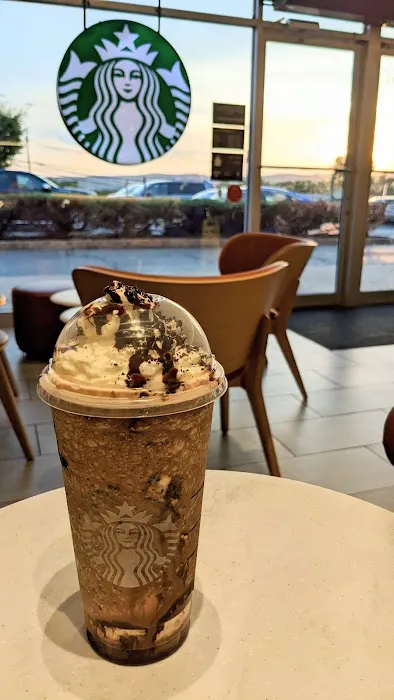 Starbucks Picture 1