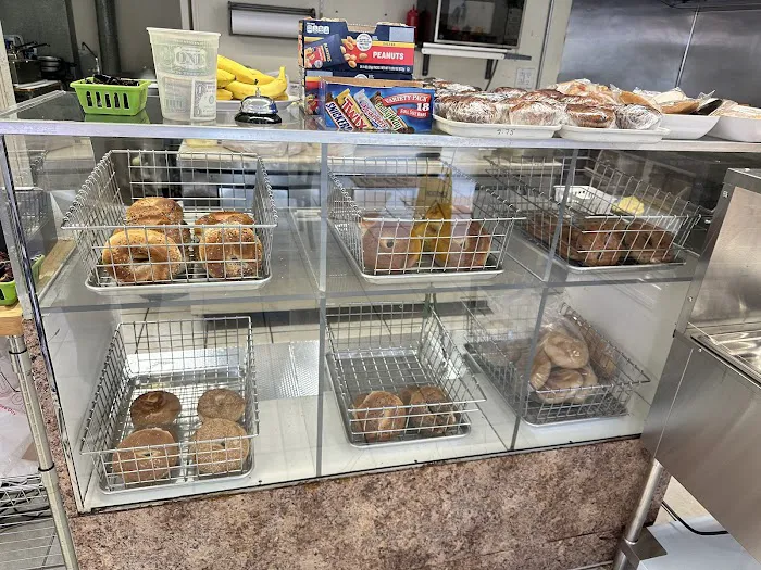 Pearl River Bagels & Deli Picture 7