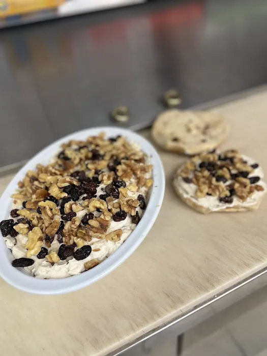 Pearl River Bagels & Deli Picture 3