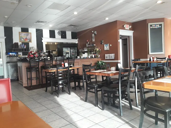 Pearl River Diner Picture 4
