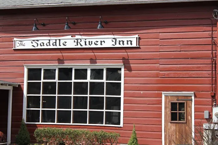 Saddle River Inn Picture 1