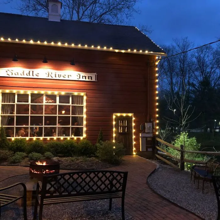 Saddle River Inn Picture 3