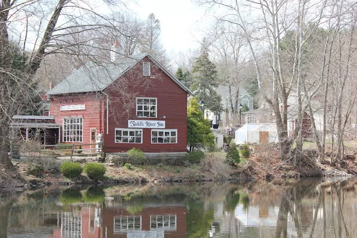 Saddle River Inn Picture 5