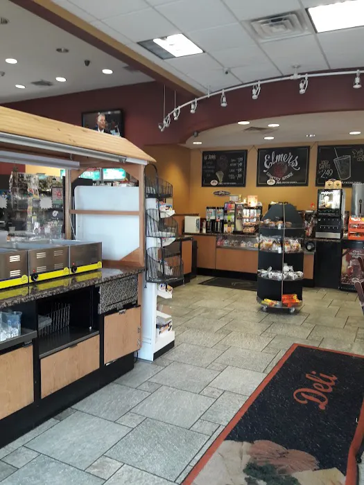 Elmer's Deli Grill & Pizza Picture 5