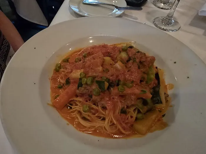 DELPINO Restaurant Picture 7