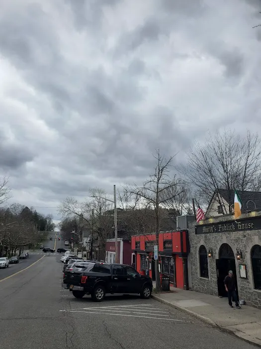 Uncle Tommy's Tavern Picture 4