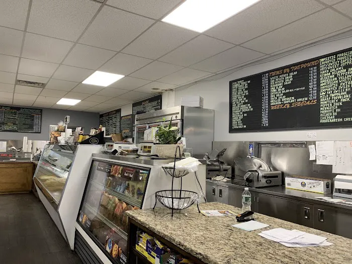 Luigi O'Grady's Deli & Catering Picture 2