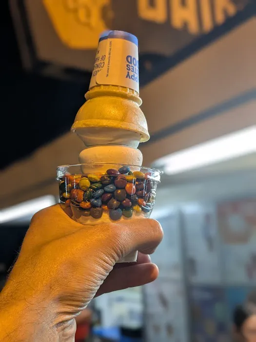 Dairy Queen (Treat Only) Picture 1