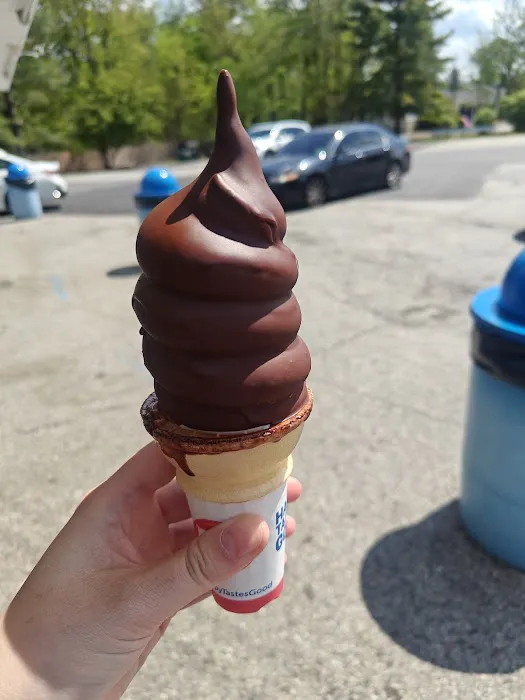 Dairy Queen (Treat Only) Picture 10