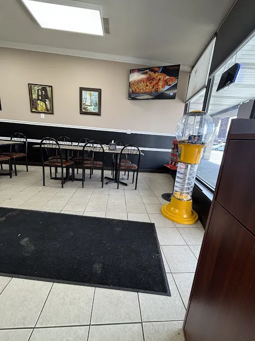 PIZZA CITY Picture 4