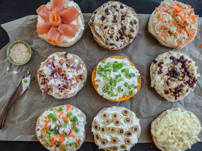 Zimi Bagel Cafe and Deli Picture 5
