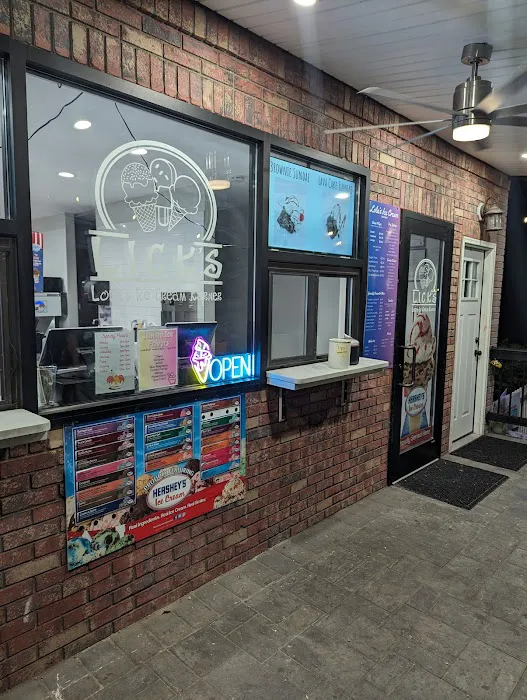Lola's Ice Cream Korner Picture 9