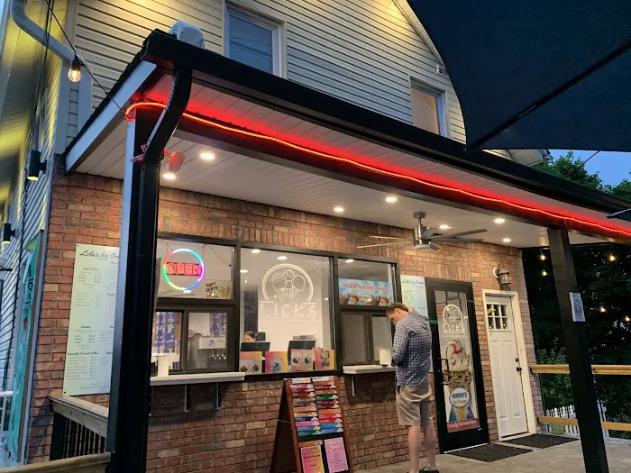 Lola's Ice Cream Korner Picture 5