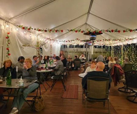 Quenas Restaurant