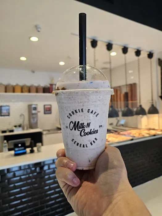 Milk N Cookies - Cookie Café & Cereal Bar Picture 4