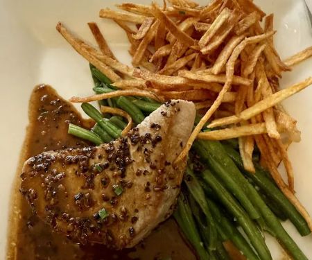 Le Provençal Bistro