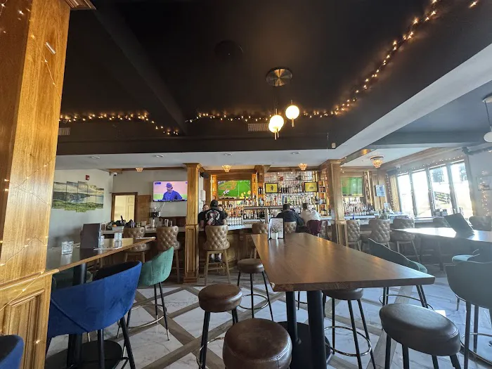 Jill’s Bar & Restaurant Picture 8