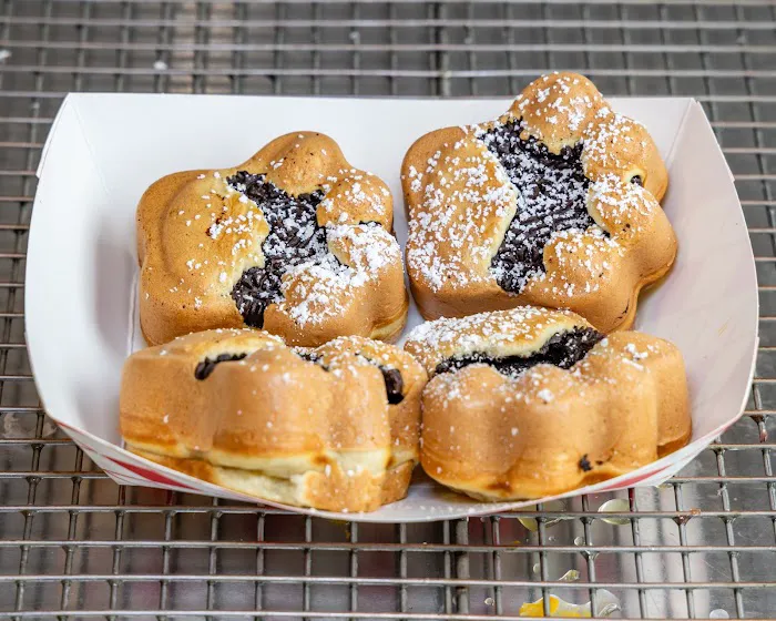 Dragon Tea & Mochi Donut Picture 4