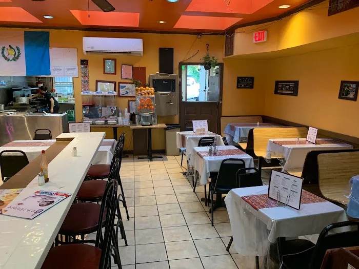 El Quetzal Restaurant Picture 1