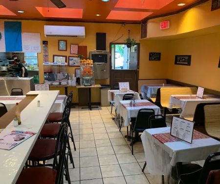 El Quetzal Restaurant