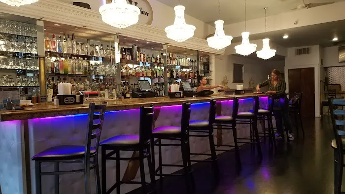 Sweetwater lounge Picture 3