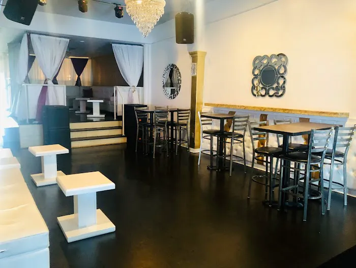 Sweetwater lounge Picture 7