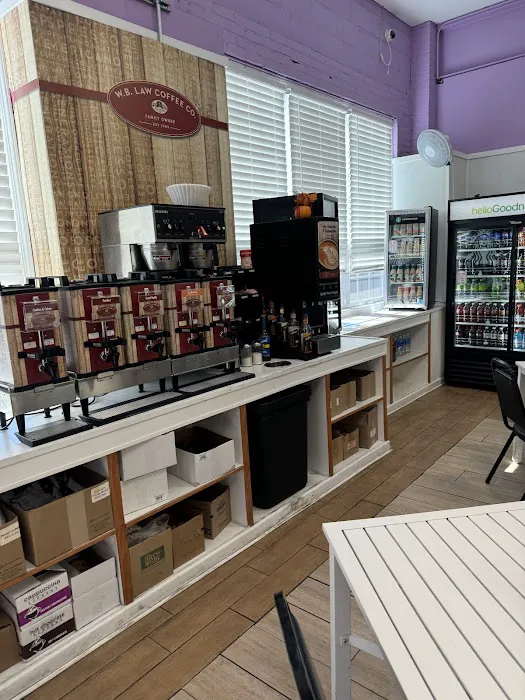 Purple Stars Deli and Catering Picture 2