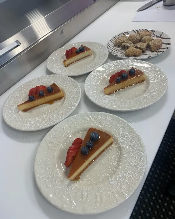 Purple Stars Deli and Catering Picture 9