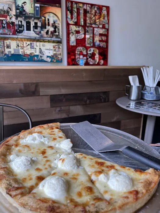 Utica Pie Co. Picture 1