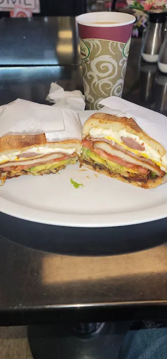 Uncle Felix's Deli Picture 1