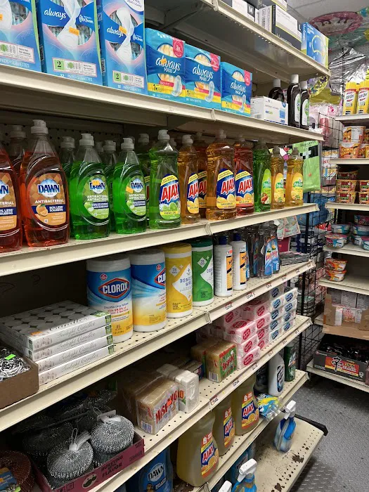 Moe Mart 2 Deli & Grocery Picture 6
