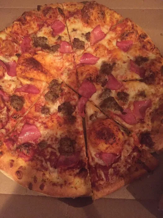 Domingo's Deli and Pizza Picture 7