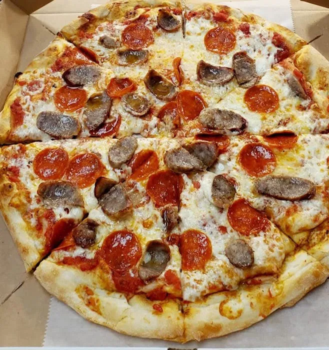 Domingo's Deli and Pizza Picture 4