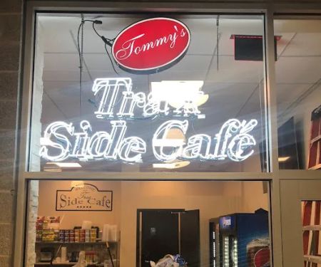 Tommyu2019s Trax Side Cafe