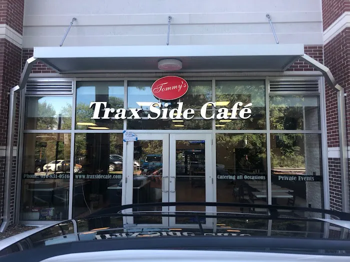 Tommy’s Trax Side Cafe Picture 3