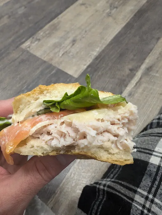 Elmsford Deli Picture 3