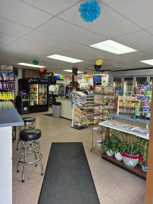 Elmsford Deli Picture 8