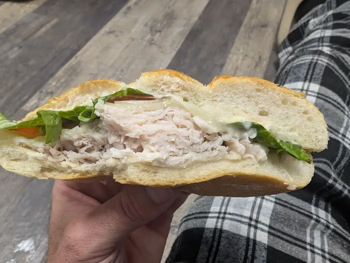 Elmsford Deli Picture 7