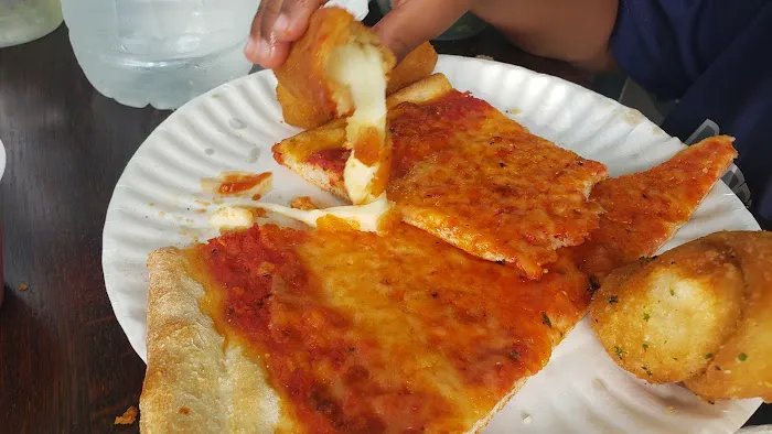 Dom's Pizza and Pasta Picture 1
