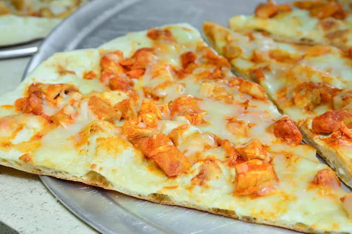 Dom & Vinnie's Pizzeria Picture 4