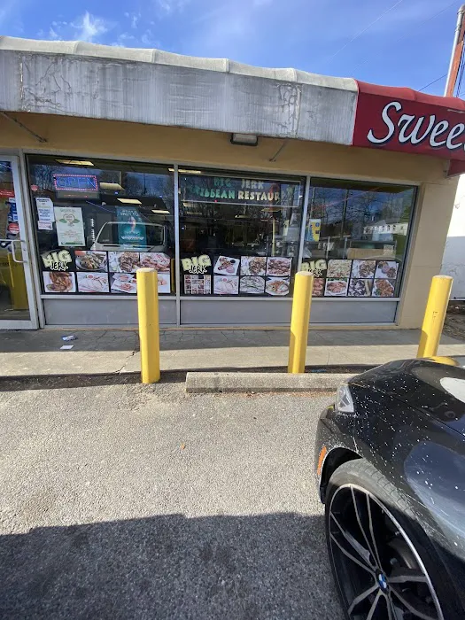 Big Jerk Caribbean Restaurant Picture 10