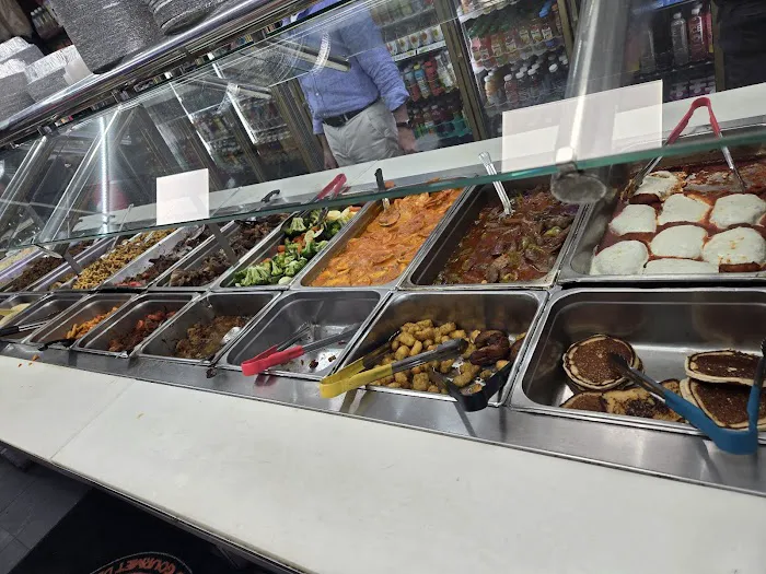 Knollwood Deli Picture 3