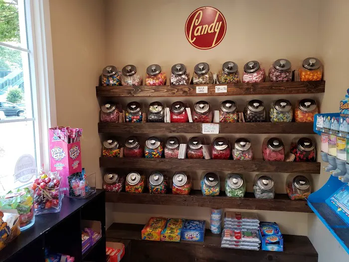 Village Creamery & Sweet Shop Picture 9