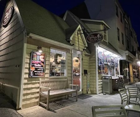 Village Creamery & Sweet Shop